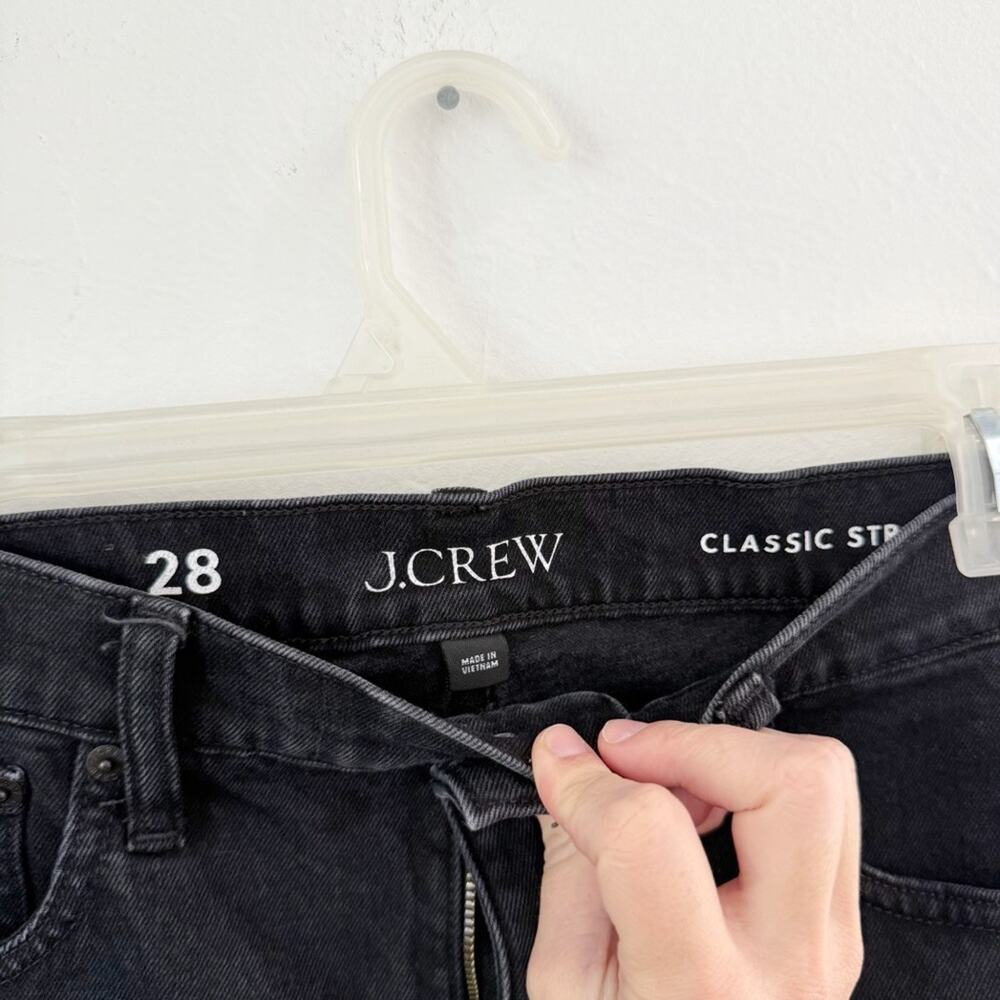 J. Crew Classic Straight Jean in Washed Black Sz 28 - Picture 4 of 5